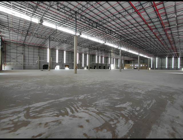 10,088M² WAREHOUSE TO LET IN GLEN MARAIS